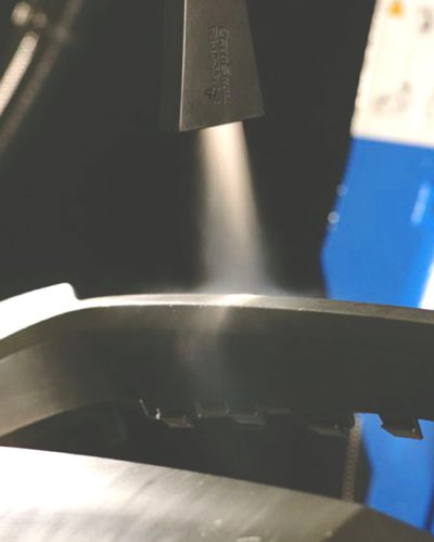 CO2-Schneereinigung f&uuml;r filmische Verschmutzungen