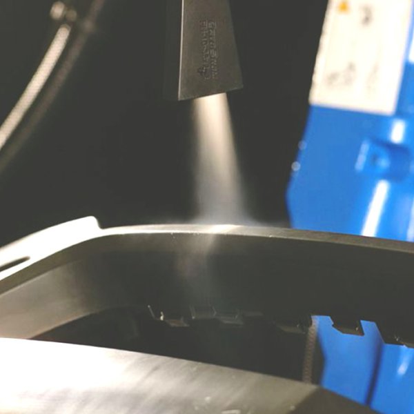 CO2-Schneereinigung f&uuml;r filmische Verschmutzungen