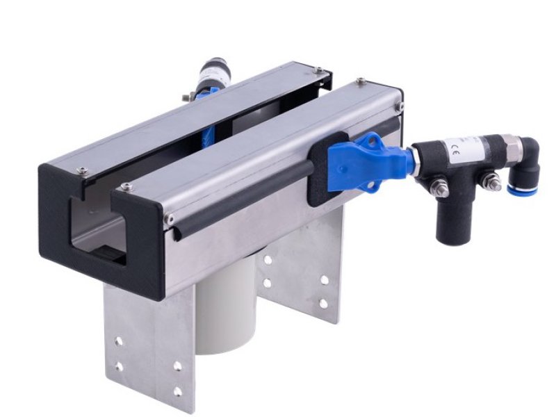 Effektive Oberflächenreinigung mit VARIO lineCLEAN SCC-C: Innovative Ionisier-Abblasstation
